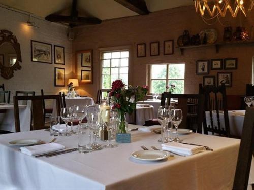 White Hart Inn Ironbridge Eksteriør bilde
